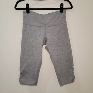 Lululemon Dhanurasana Crop Ruched Side Cutout Leggings in Heathered Gray‎ Size 6
